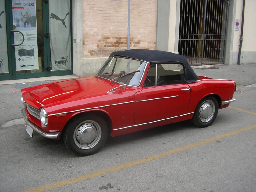 Innocenti фото авто