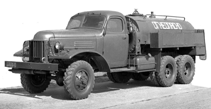 ЗИЛ 157 И ЗИЛ 151