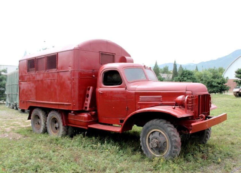 Автомобиль ЗИЛ 151