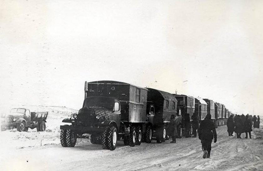 ЗИС 151 лесовоз