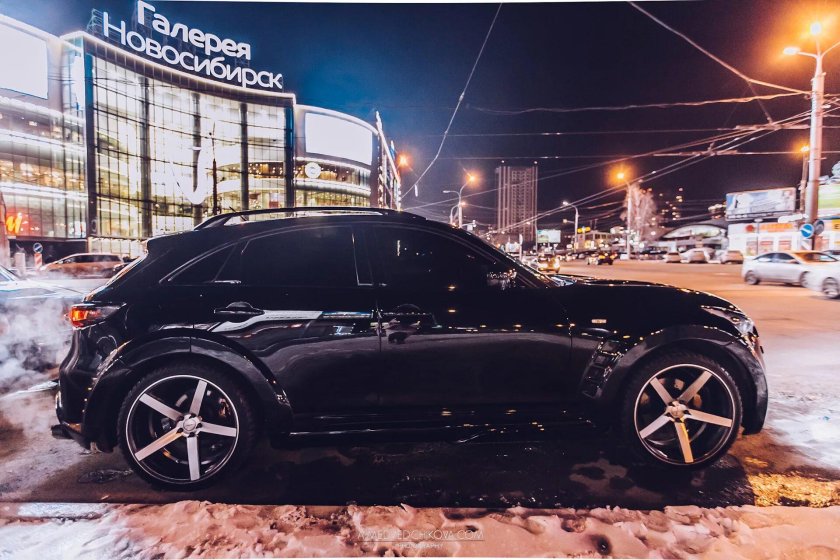 Infiniti fx50s обвес
