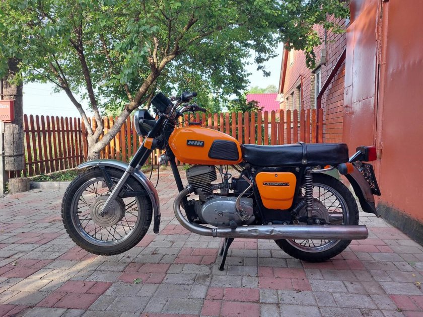 Иж планета 4