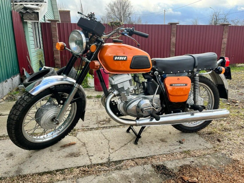 Мотоцикл иж планета 4