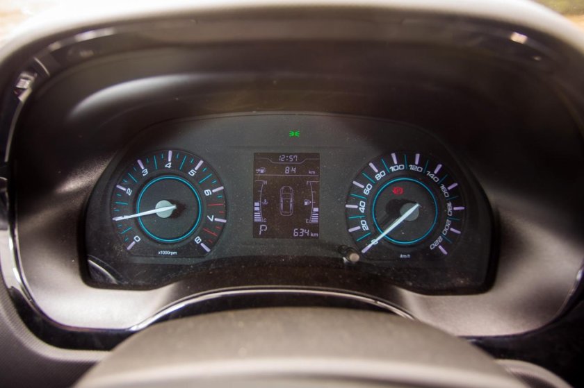 Приборная панель Тигго т11