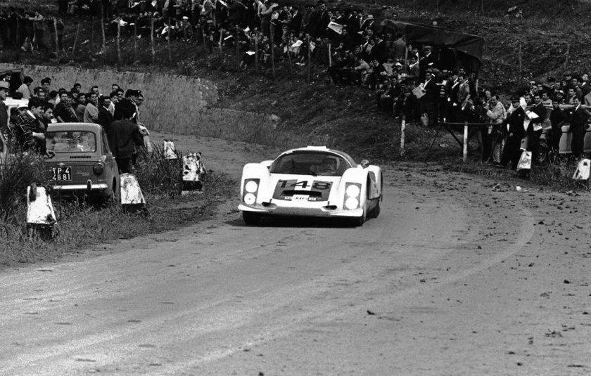 Порше 906 Каррера