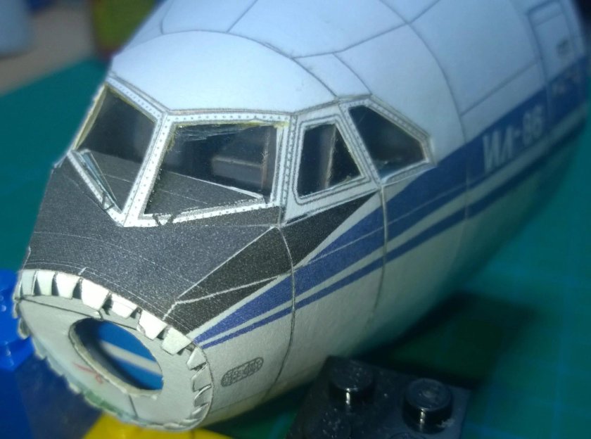 Бумажная модель самолета ту-154б-2