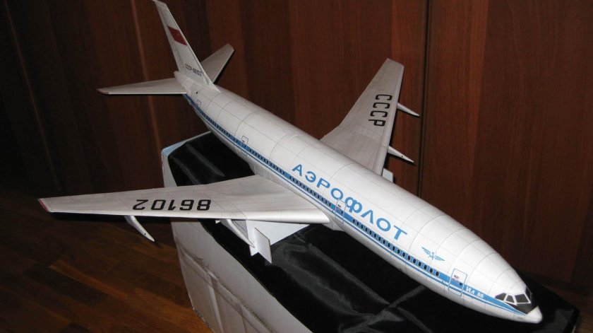 Модель самолета ил 86