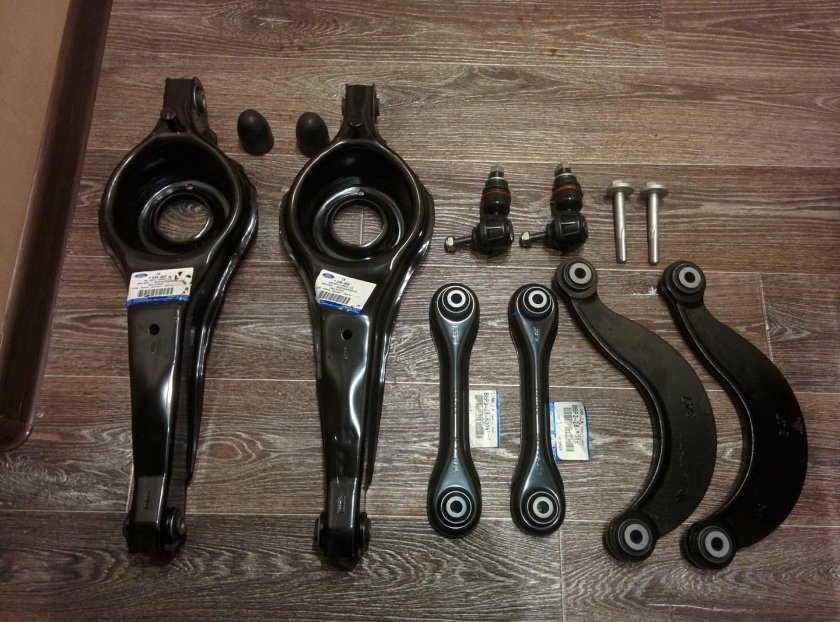 Комплект рычагов Мазда 3 BK