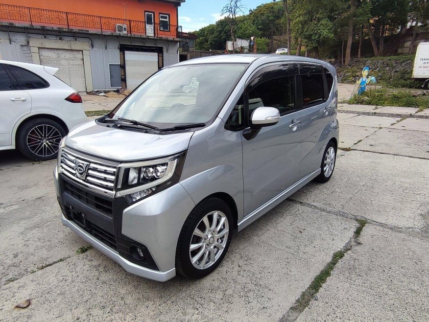 Daihatsu move 2016