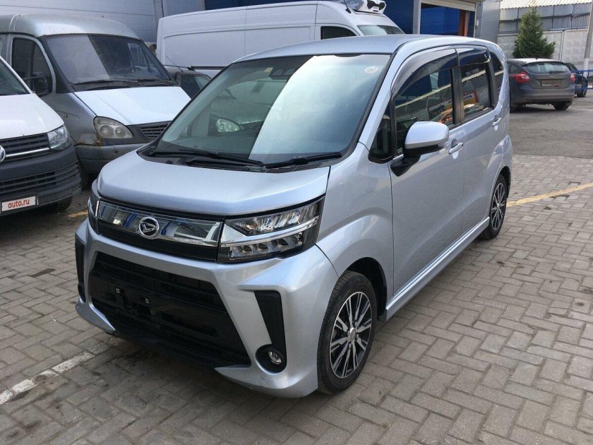 Daihatsu move 2016