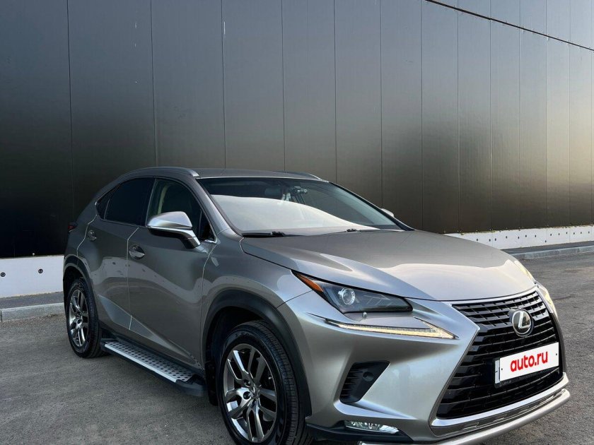 Lexus nx i
