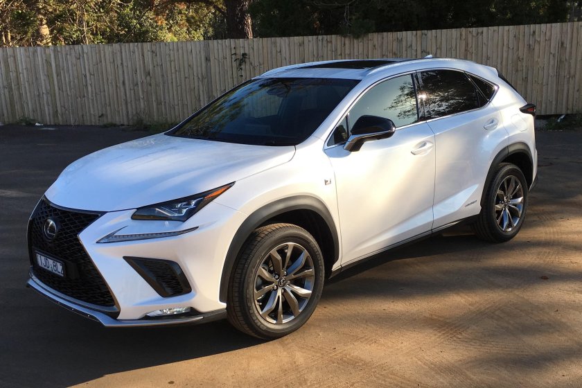 Lexus NX 300
