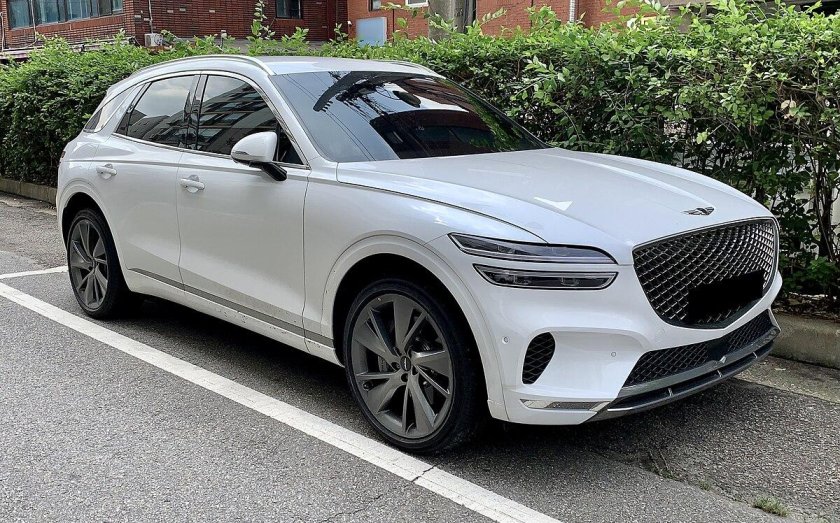 Hyundai Genesis gv70
