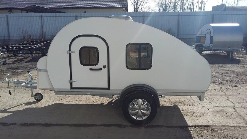 Прицеп автодом капля