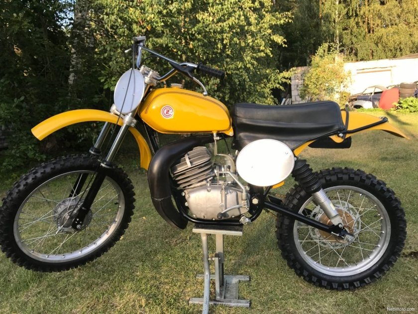 Мотоцикл cz 250