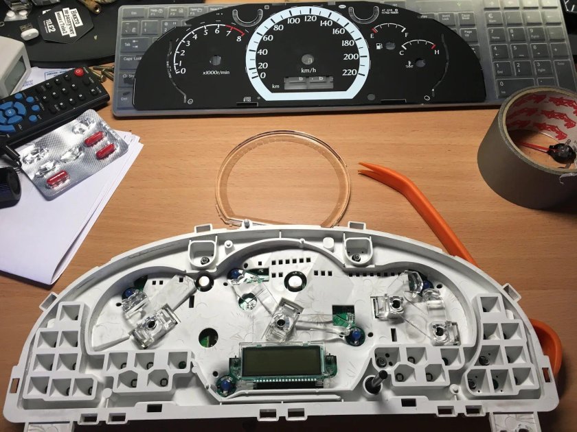 Приборная панель Део Джентра