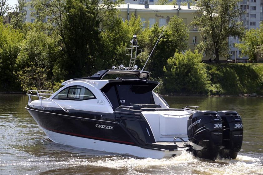 Катер Гризли 840