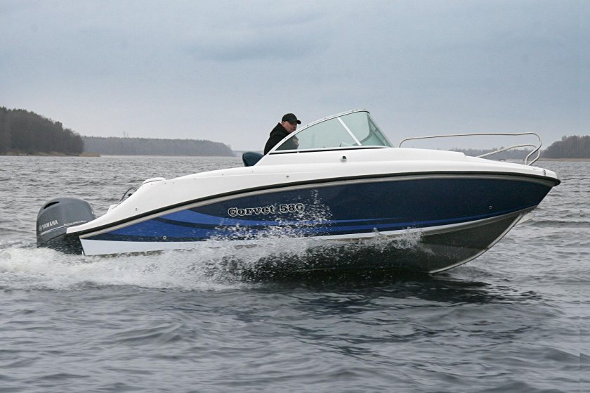 Катер Corvet 600