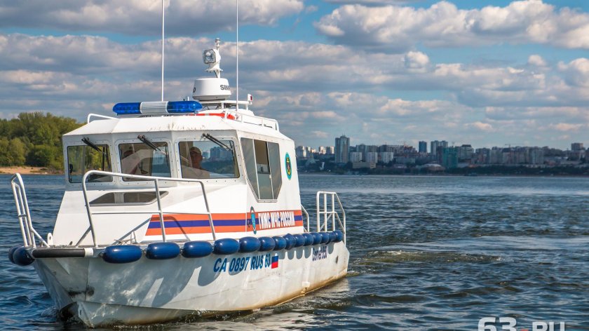 Катер ГИМС маломерное судно