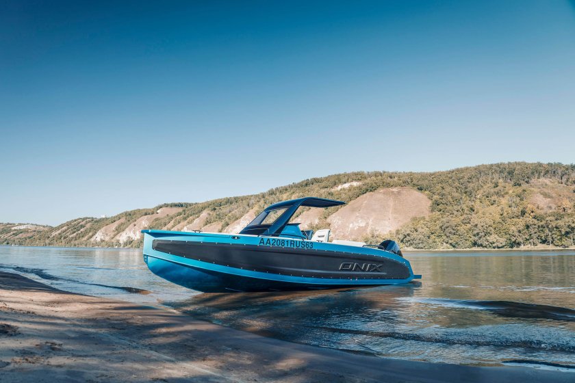 Катер Оникс 850 круизер