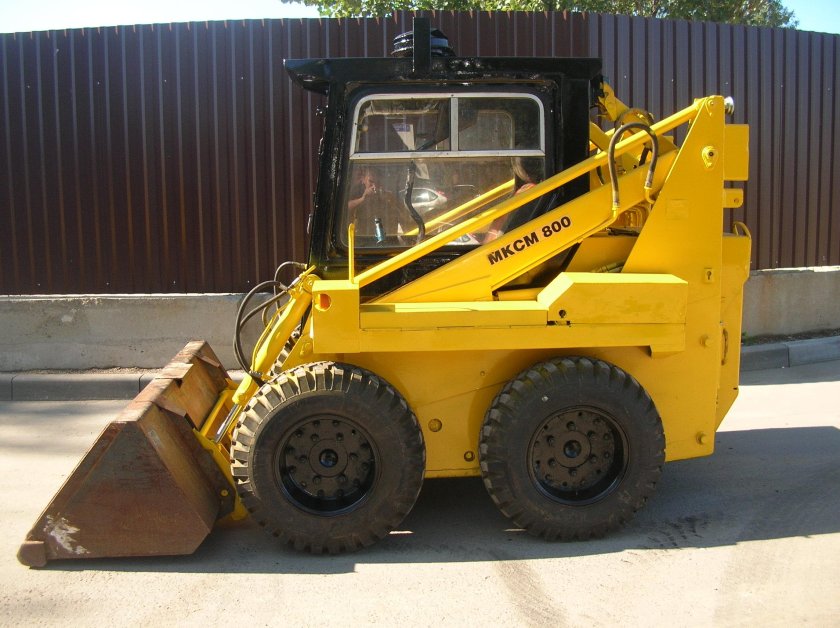Мини погрузчик МКСМ 800