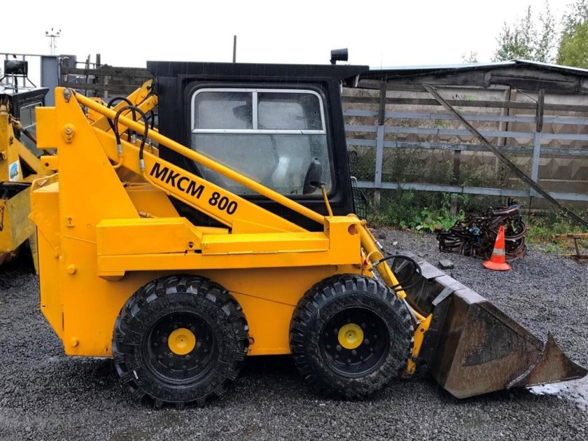 Мини-погрузчик ЧЕТРА МКСМ 1200м