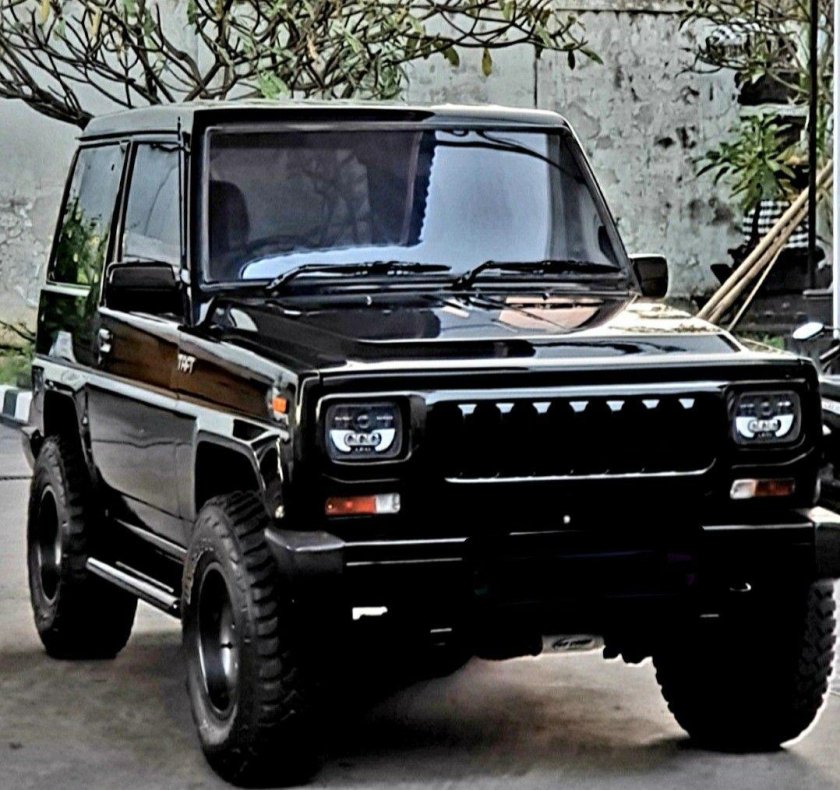 Daihatsu Taft Rocky