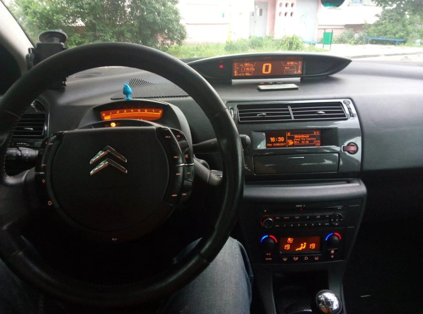 Пересвет салона Ситроен с4