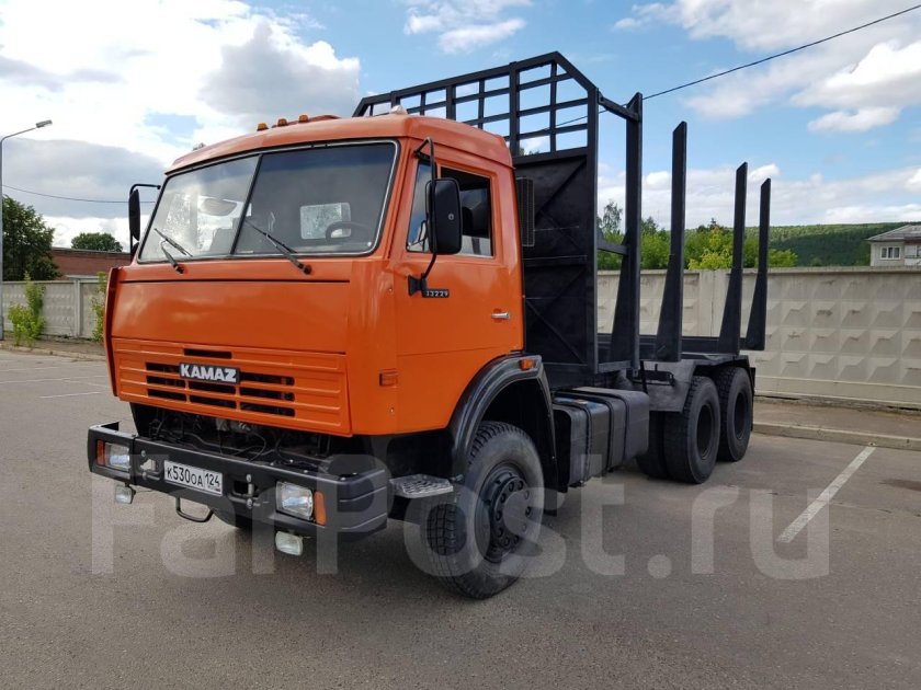 Лесовоз камаз