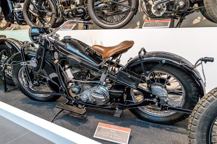 Л-300 мотоцикл