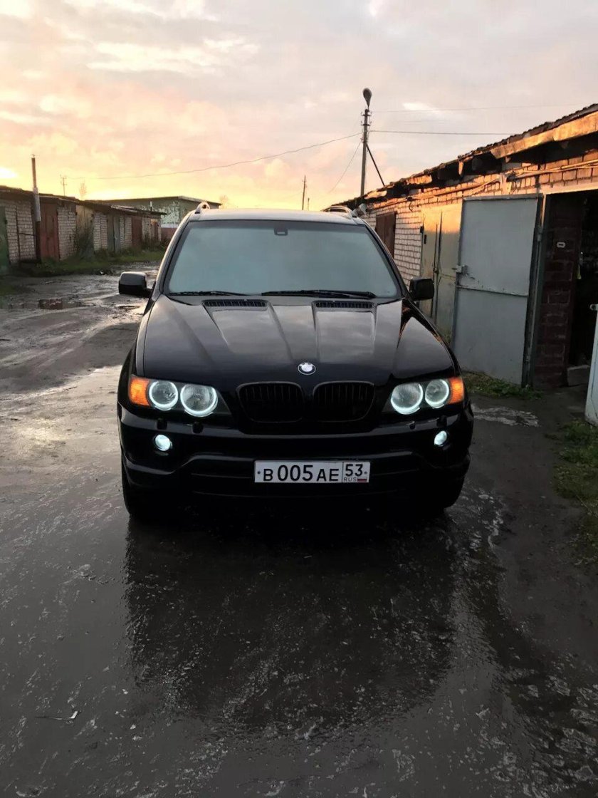BMW x5 черный тонированный