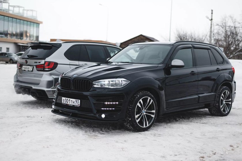 BMW x5 f15 черный тонированный