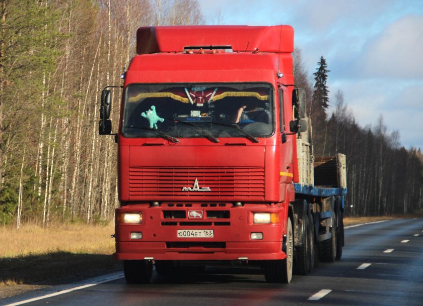 Седельный тягач маз