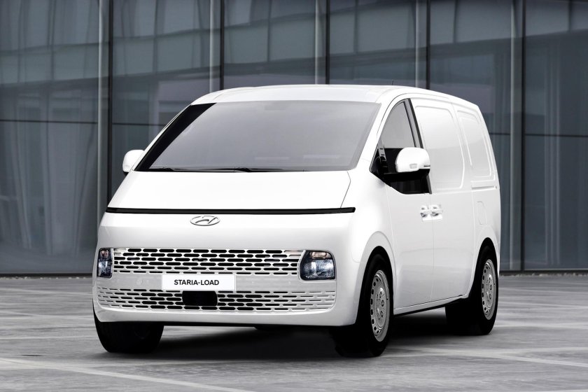 Hyundai Staria 2021