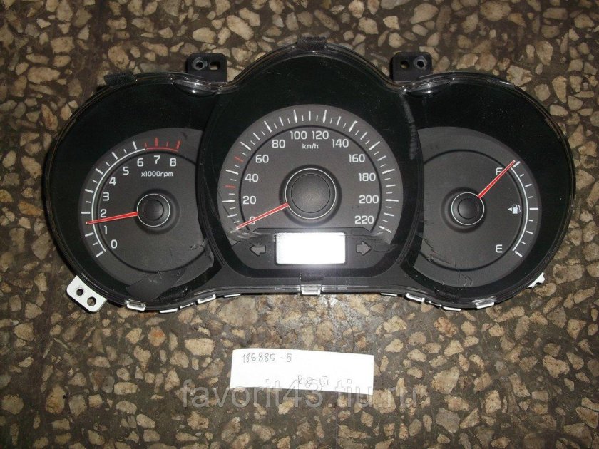 Kia Rio 3 приборы