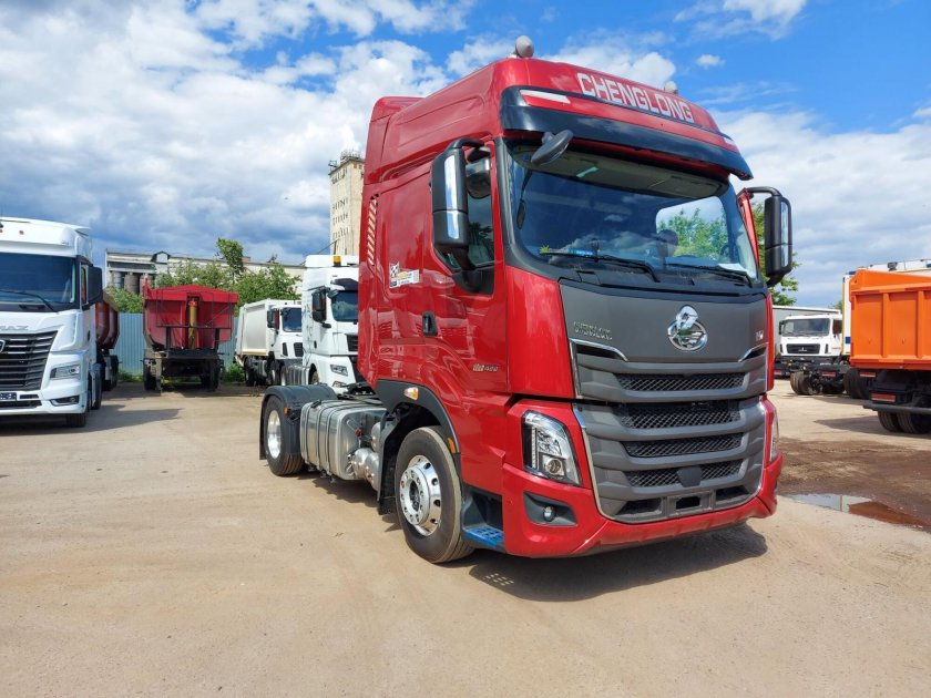 Донг фенг тягач