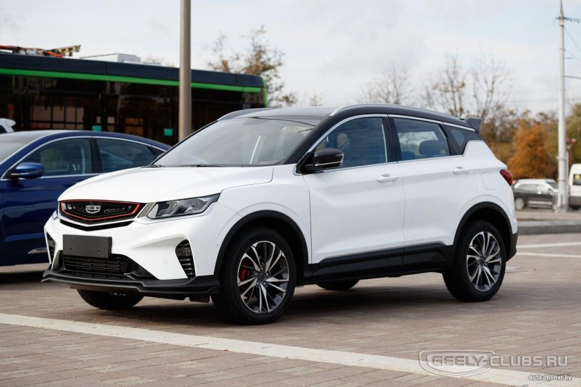 Кроссовер geely coolray