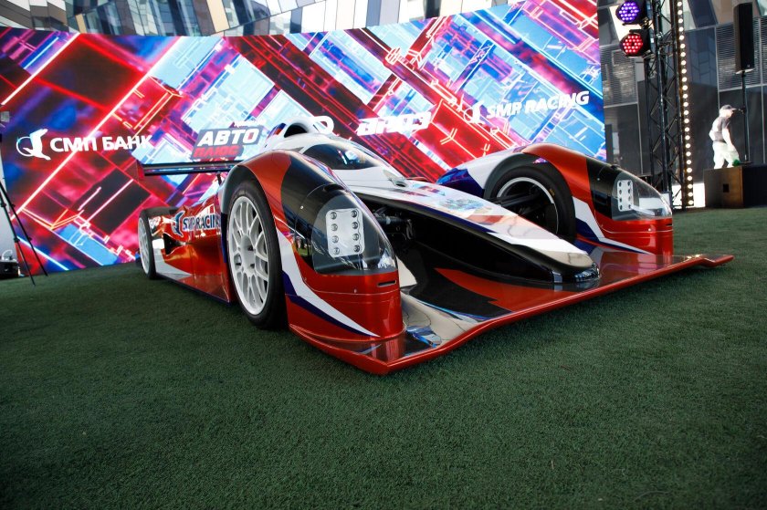 Br03 машина smp Racing