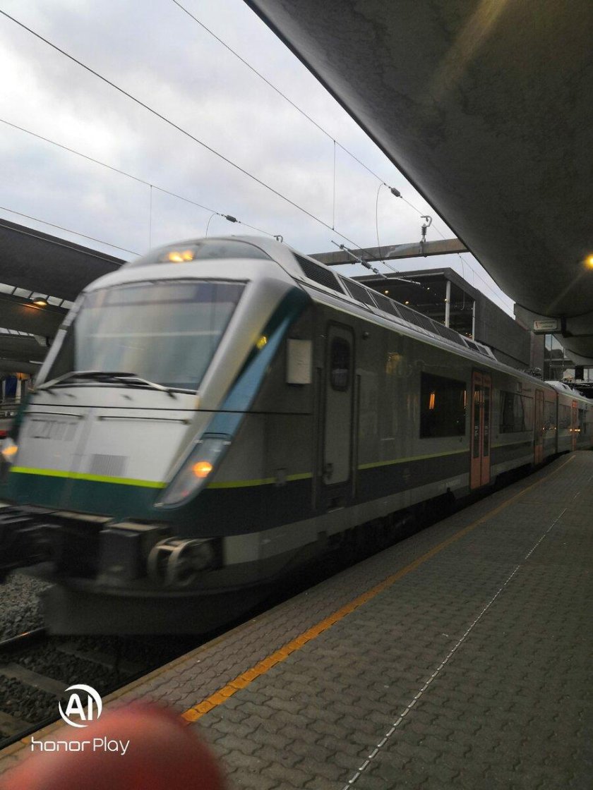 Скоростной поезд «интерсити»