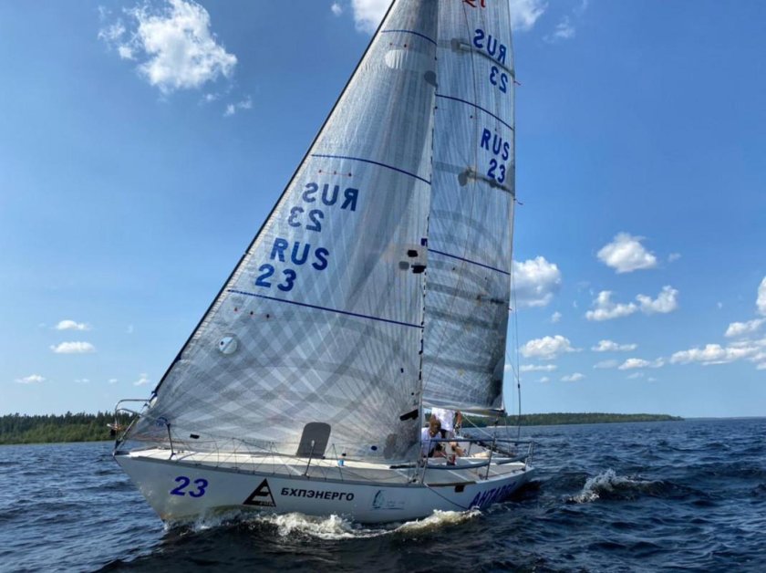 Крейсерская яхта Четвертьтонник