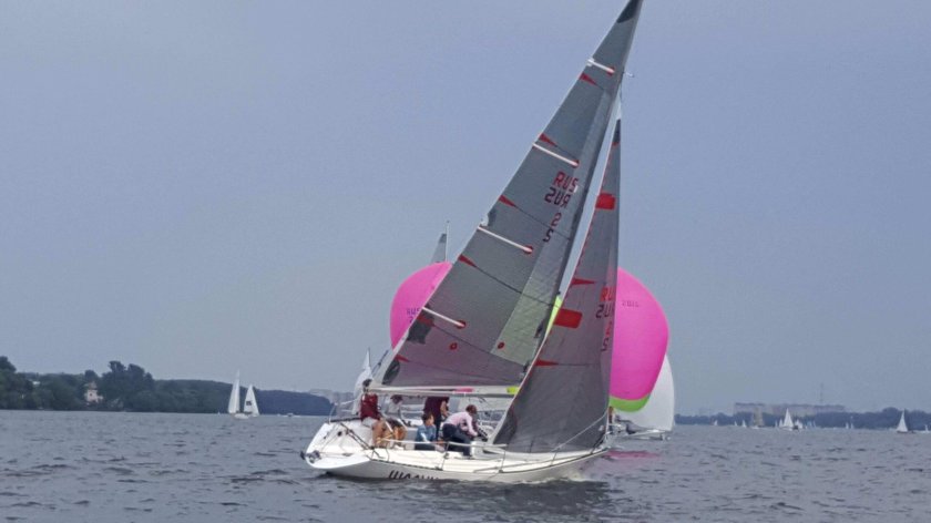 Крейсерская яхта Четвертьтонник