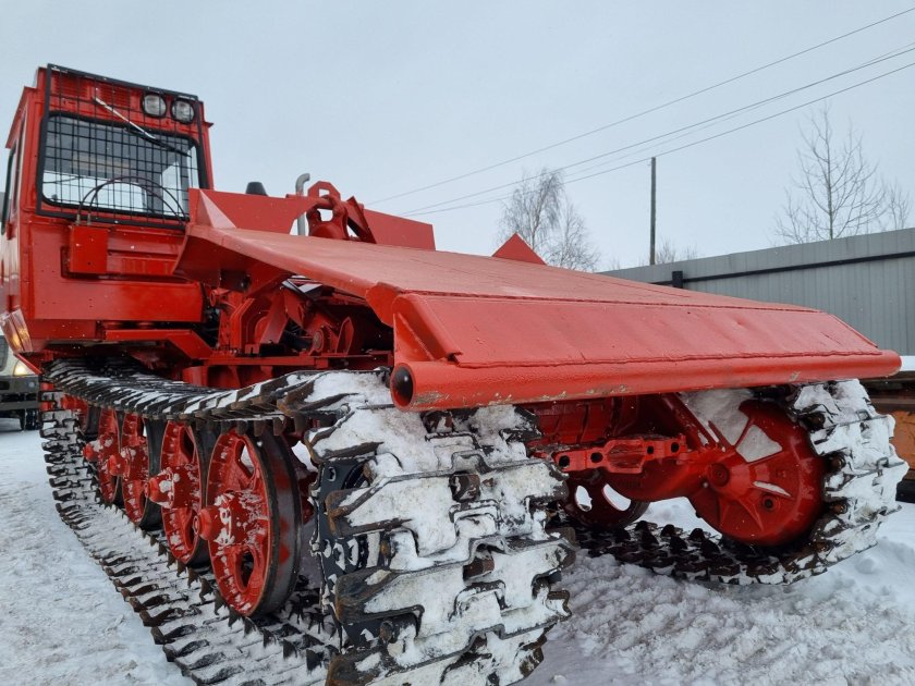 Трактор ТЛТ-100-06