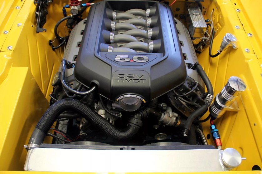 Форд Мустанг v8