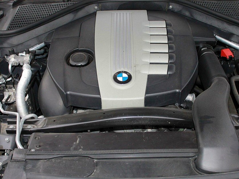 БМВ е70 3 литра дизель