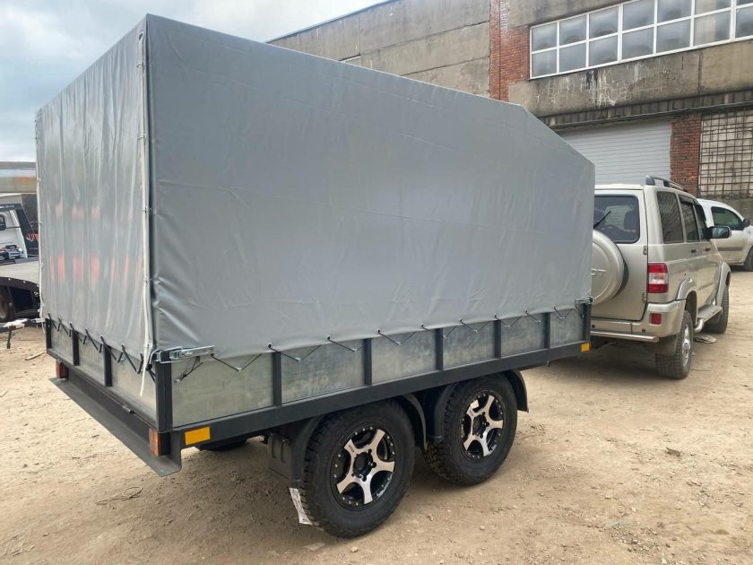 Прицеп для легкового автомобиля двухосный