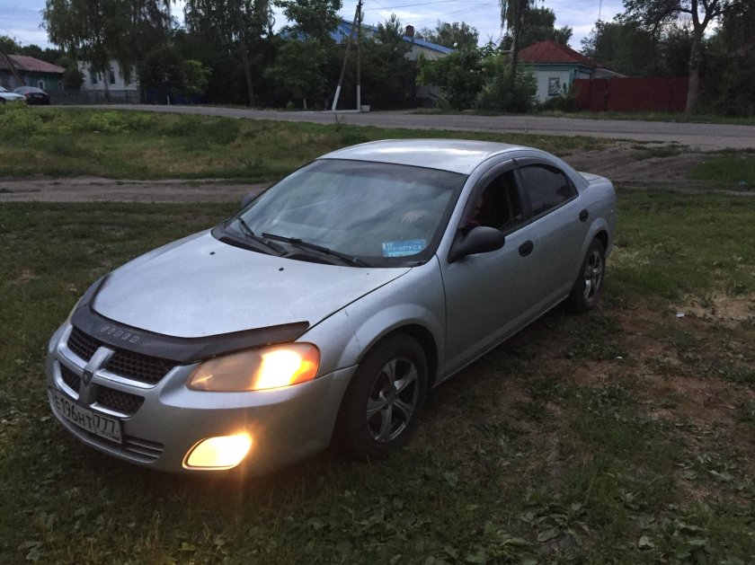 Dodge Stratus 2004 2.4