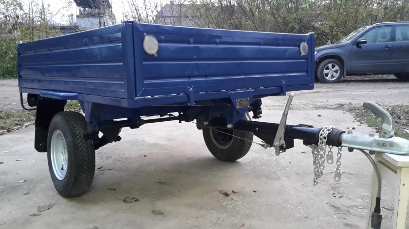 Легковой прицеп