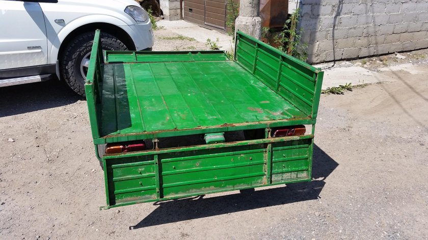 Прицеп легковой ЗИЛ xih-812900