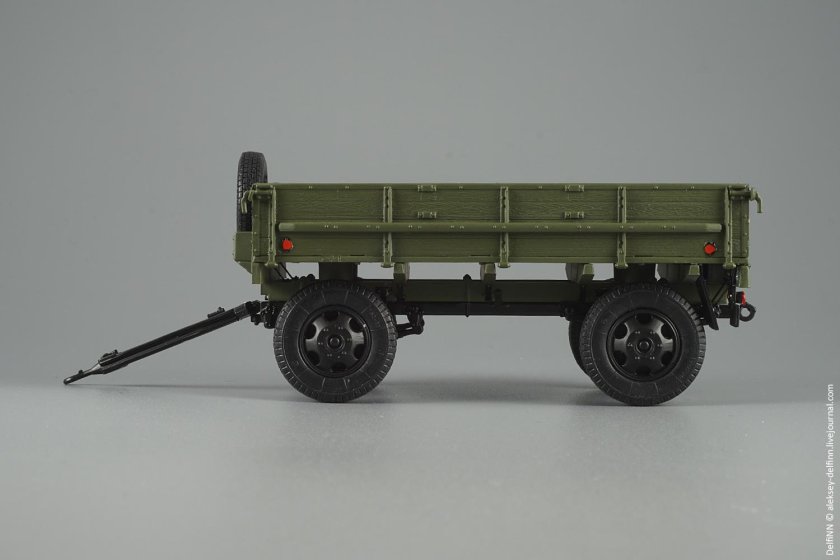 Прицеп СМЗ-710в