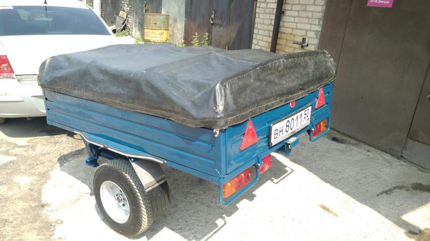 Легковой прицеп СМЗ 8129